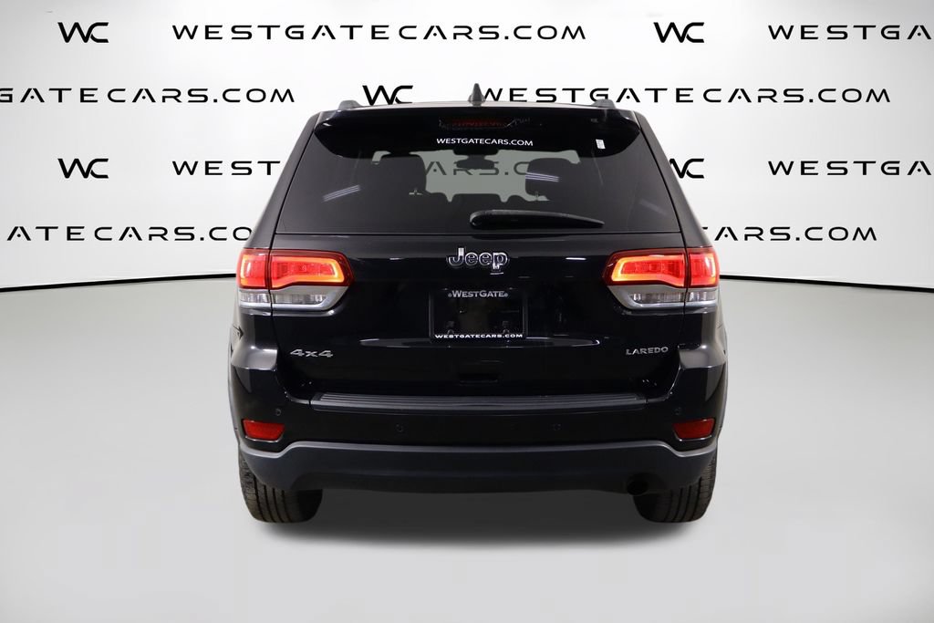 Used 2020 Jeep Grand Cherokee Laredo AWD/4WD image 4