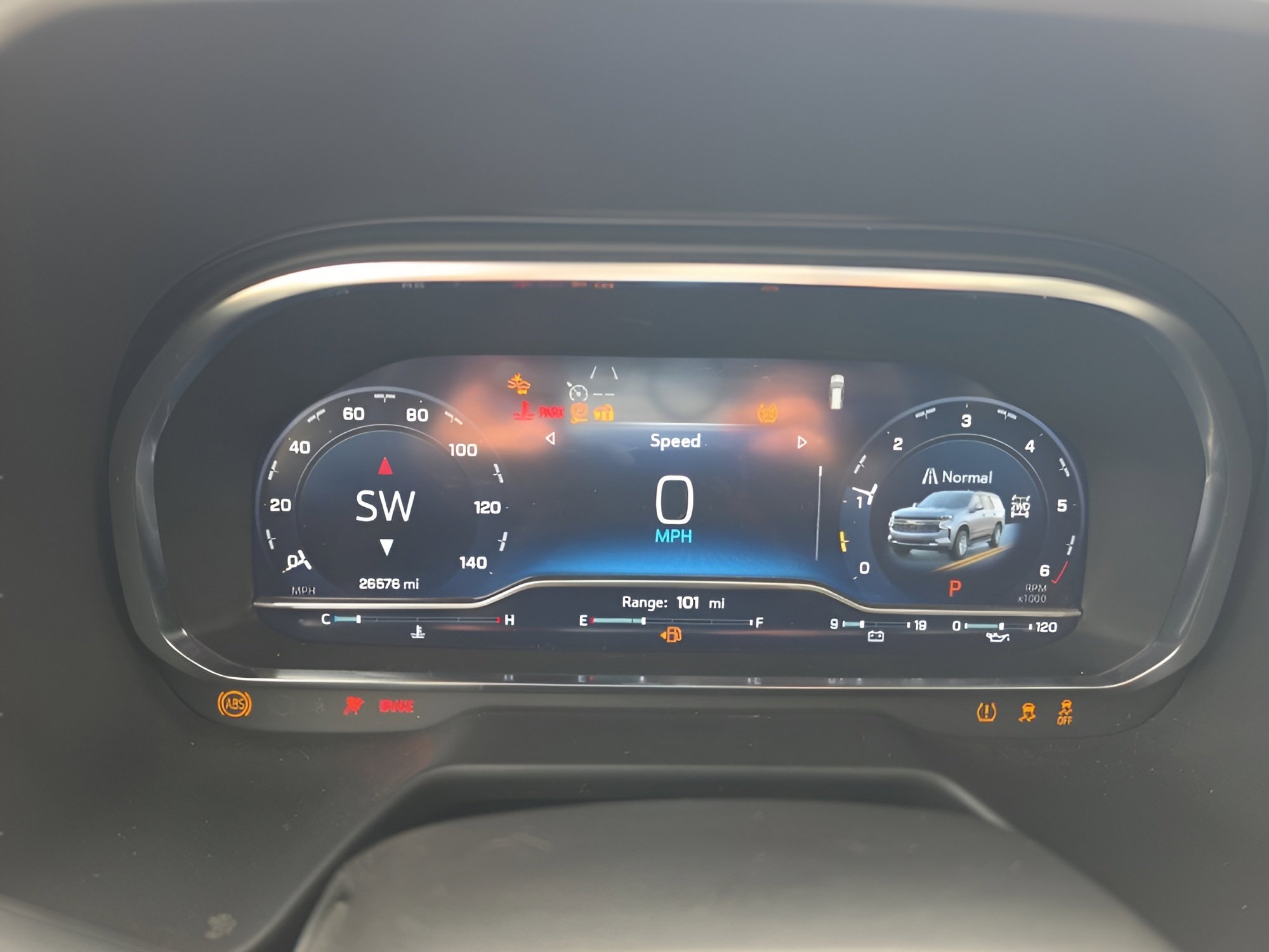 Used 2024 Chevrolet Tahoe Z71 w/ Luxury Package image 24