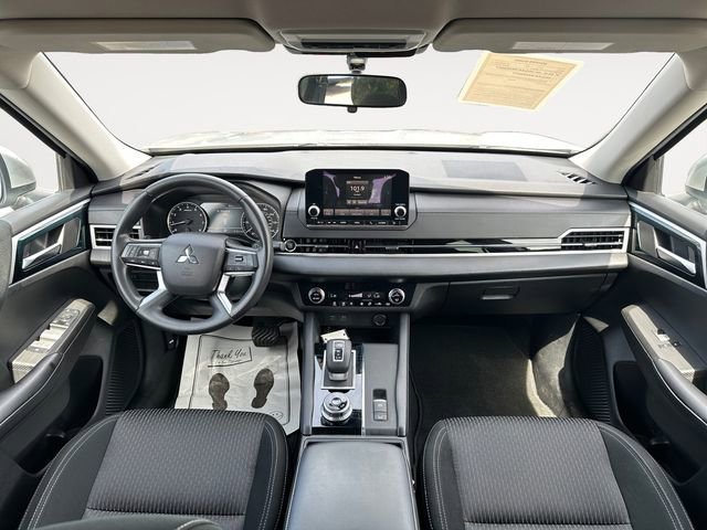 Used 2022 Mitsubishi Outlander ES AWD/4WD image 10