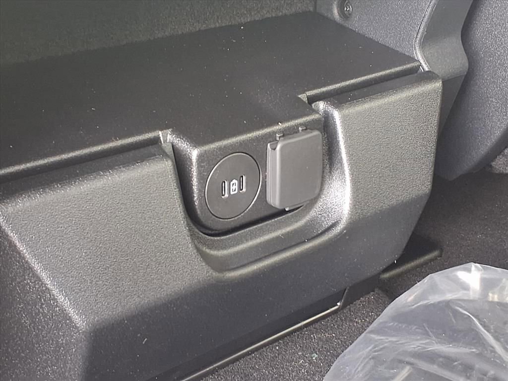 New 2026 Ford F250 XLT w/ FX4 Off-Road Package image 18