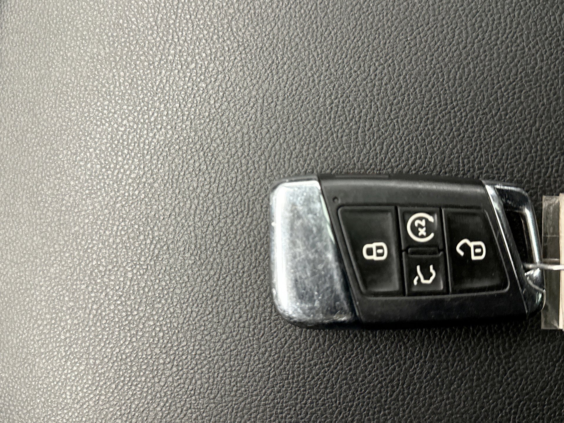 Used 2021 Volkswagen Atlas SEL Premium image 27