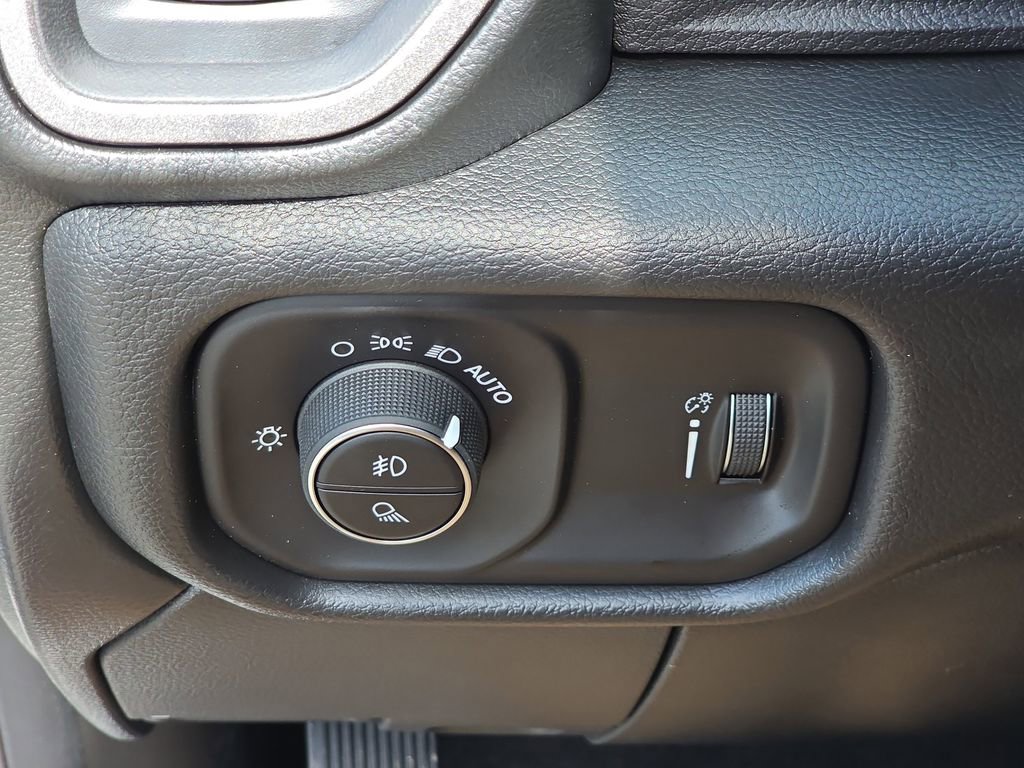 New 2026 RAM 2500 Tradesman AWD/4WD image 25