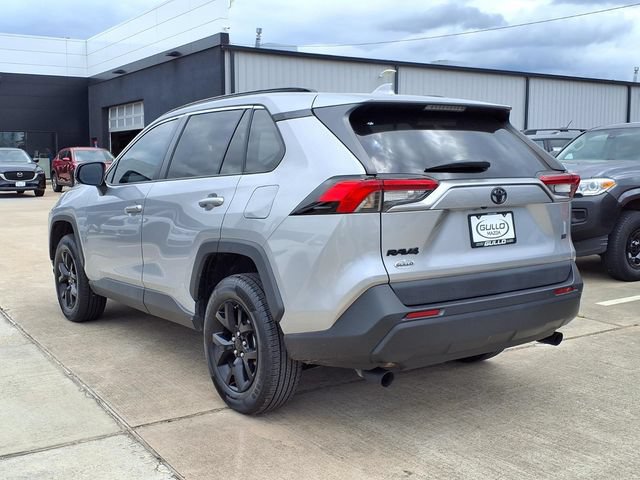 Used 2021 Toyota RAV4 LE FWD image 8