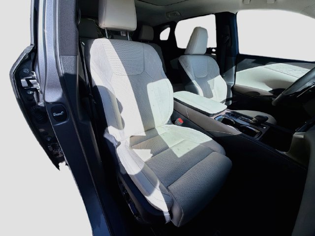 Used 2023 Lexus RX 350 w/ Cold Area Package AWD/4WD image 16
