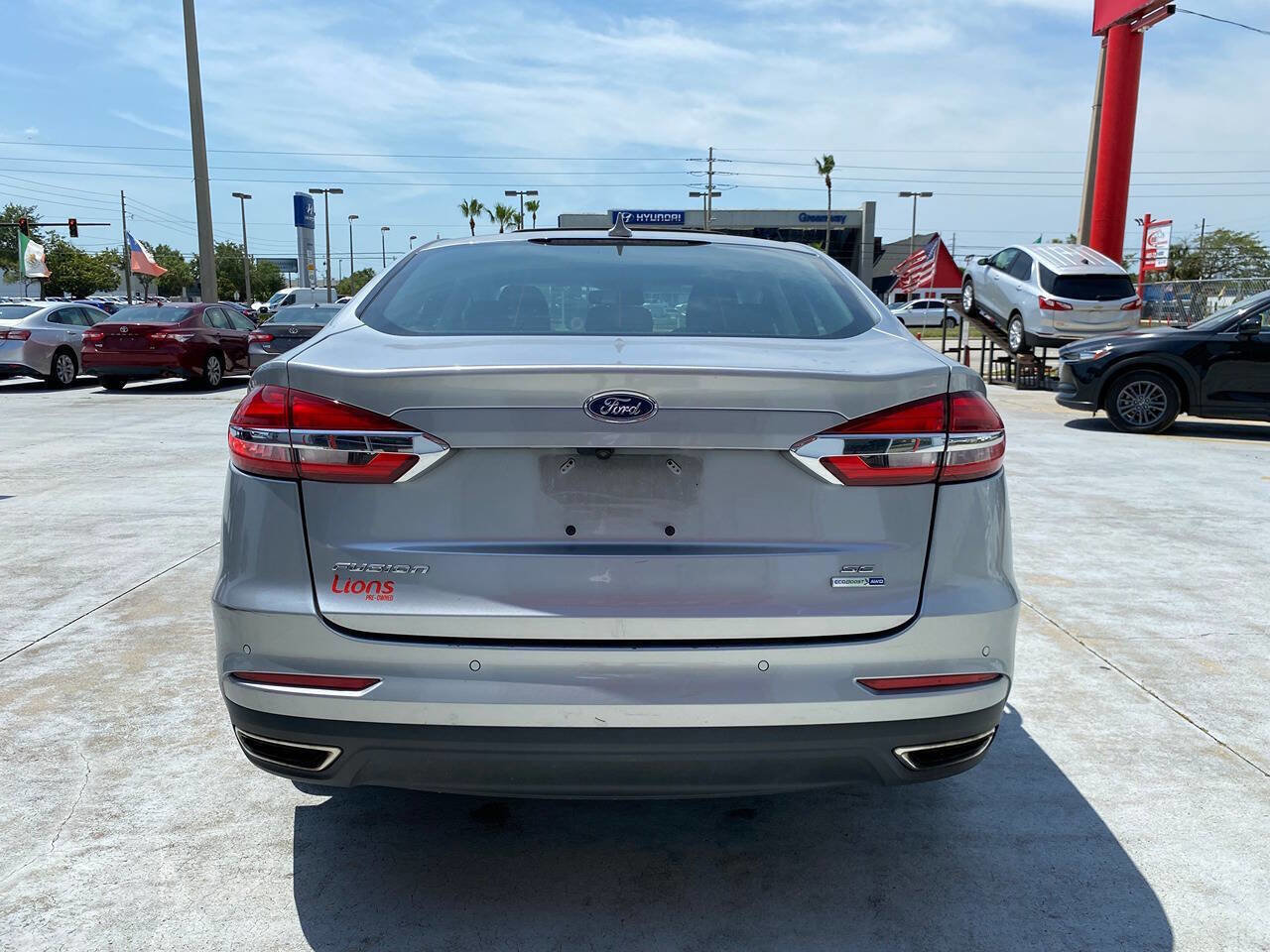 Used 2020 Ford Fusion SE AWD/4WD image 5