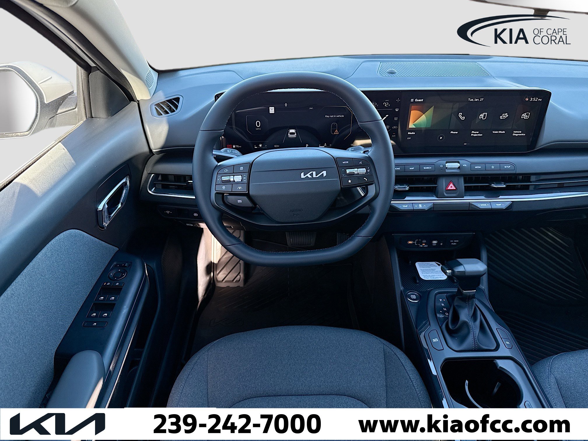 New 2025 Kia K4 EX image 15