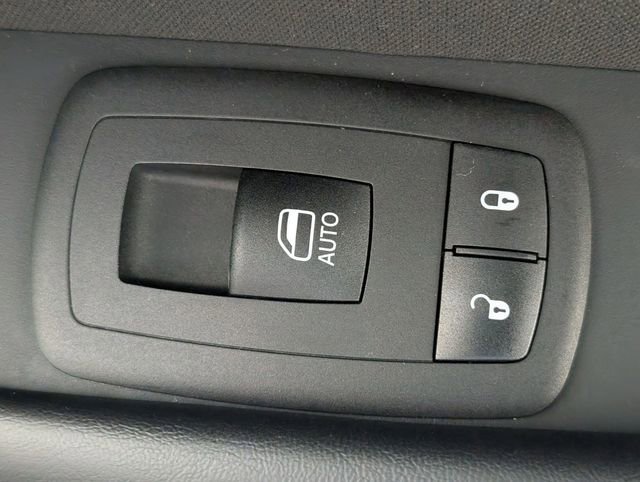 Used 2023 Dodge Challenger R/T w/ Blacktop Package image 29