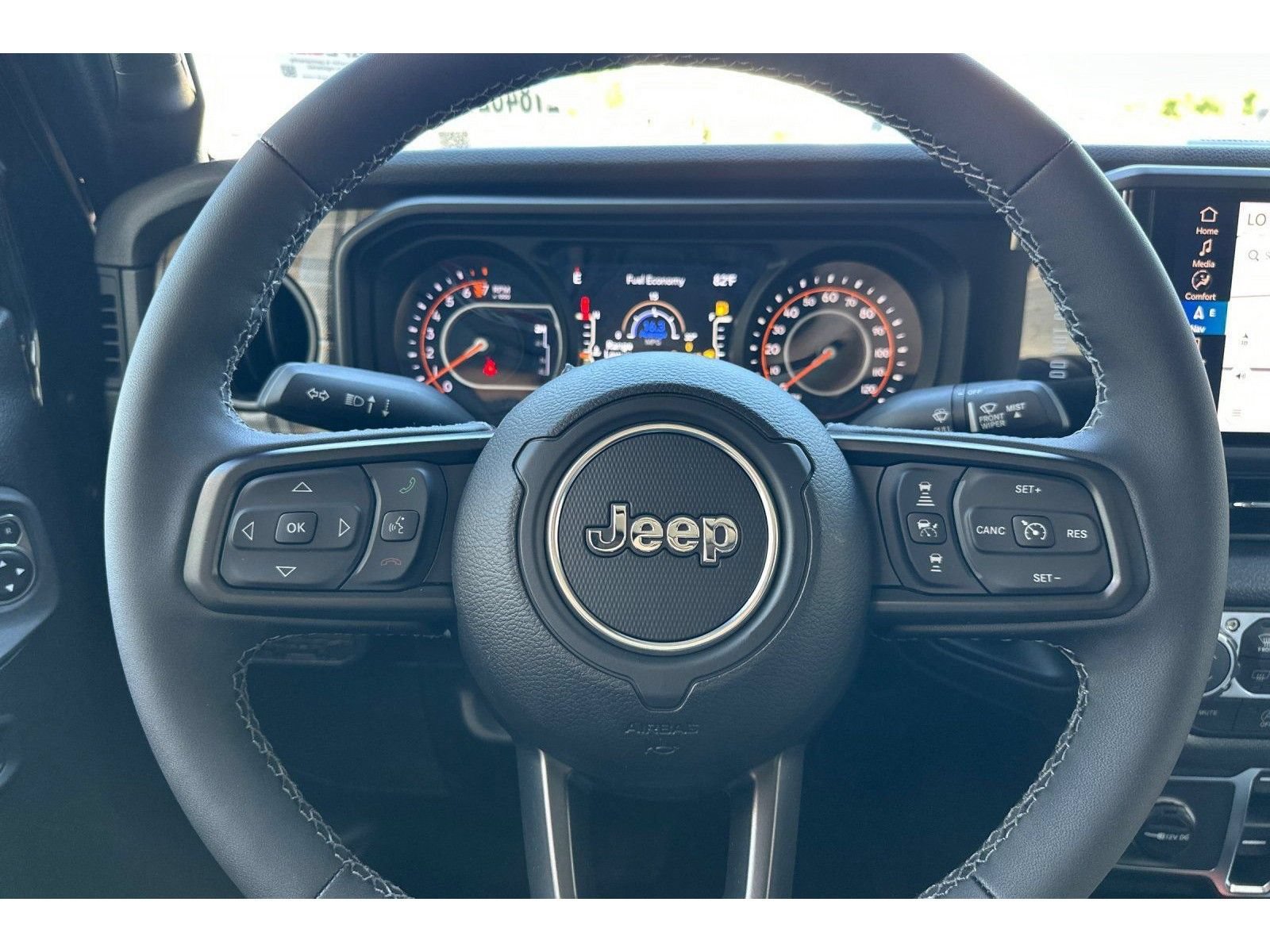 New 2026 Jeep Gladiator Sport AWD/4WD image 24