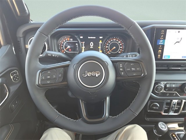 Used 2025 Jeep Gladiator Sport image 18