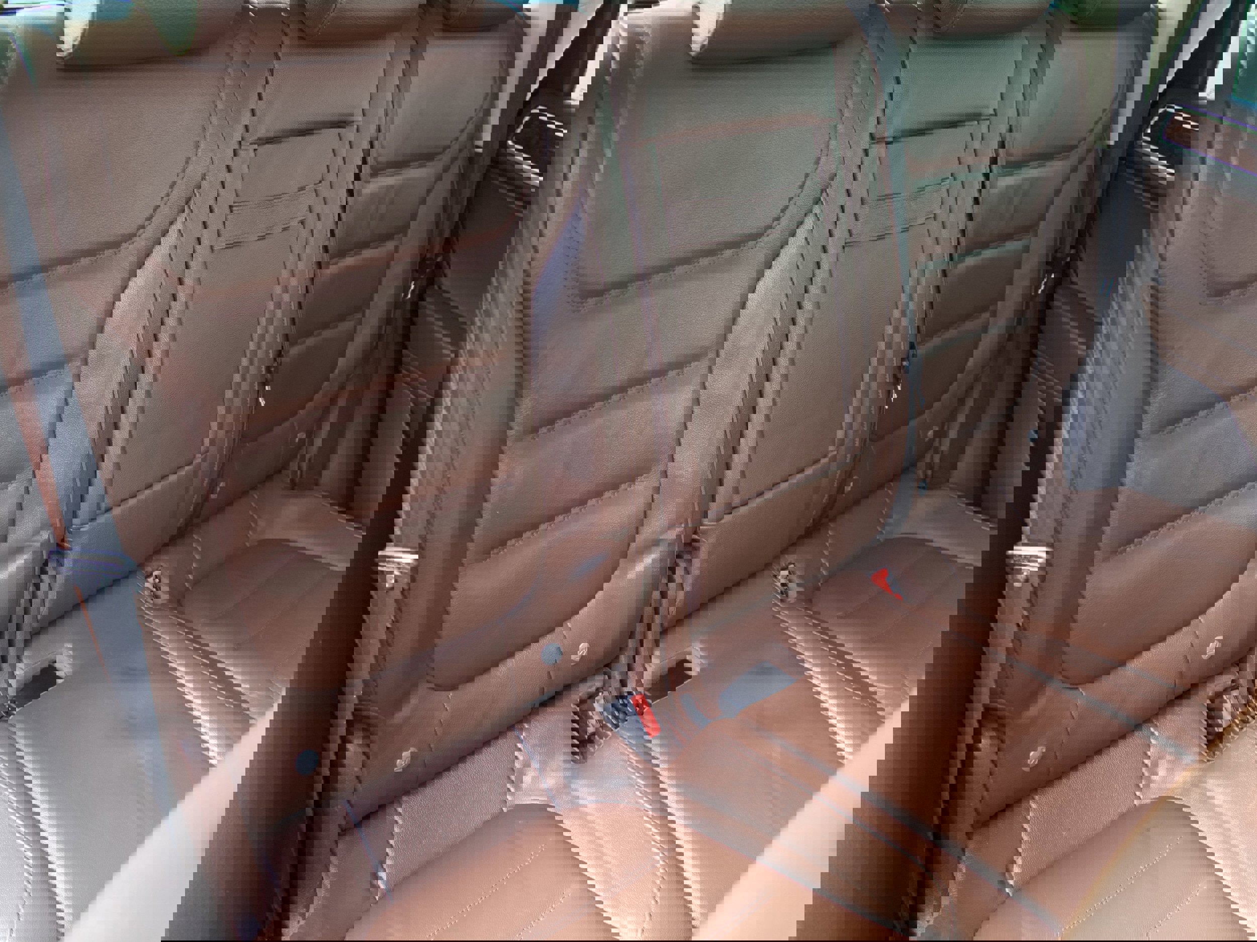 Used 2013 Volkswagen Touareg Executive image 34