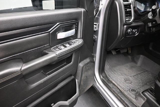 Used 2024 RAM 2500 Rebel AWD/4WD image 17