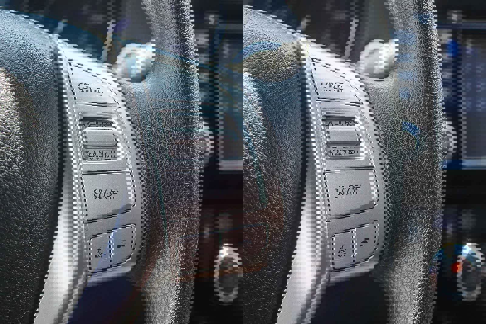 Used 2016 Nissan Rogue SV w/ SV Premium Package image 34