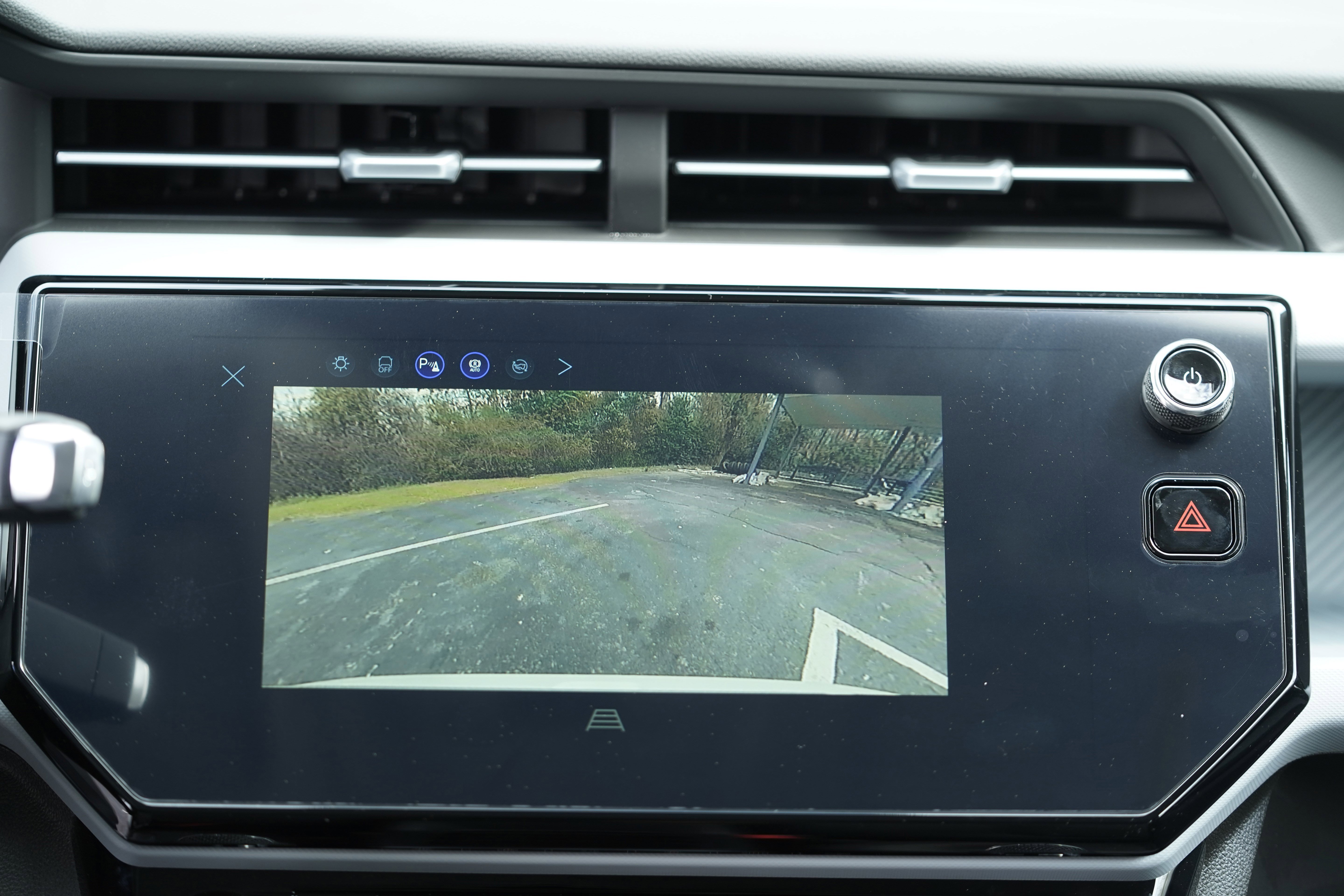 New 2027 Chevrolet Bolt LT image 26