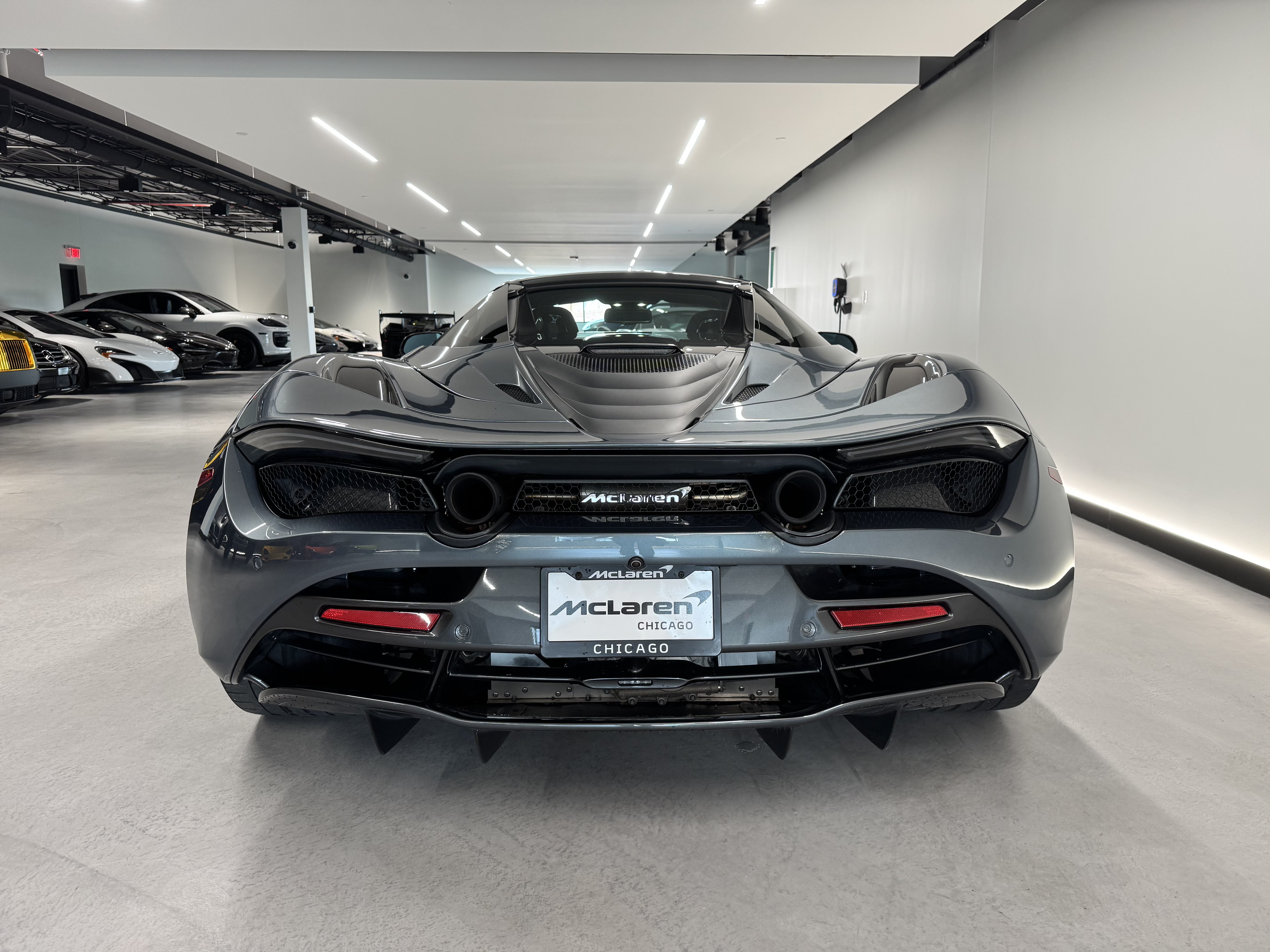 Used 2022 McLaren 720S Spider RWD image 7