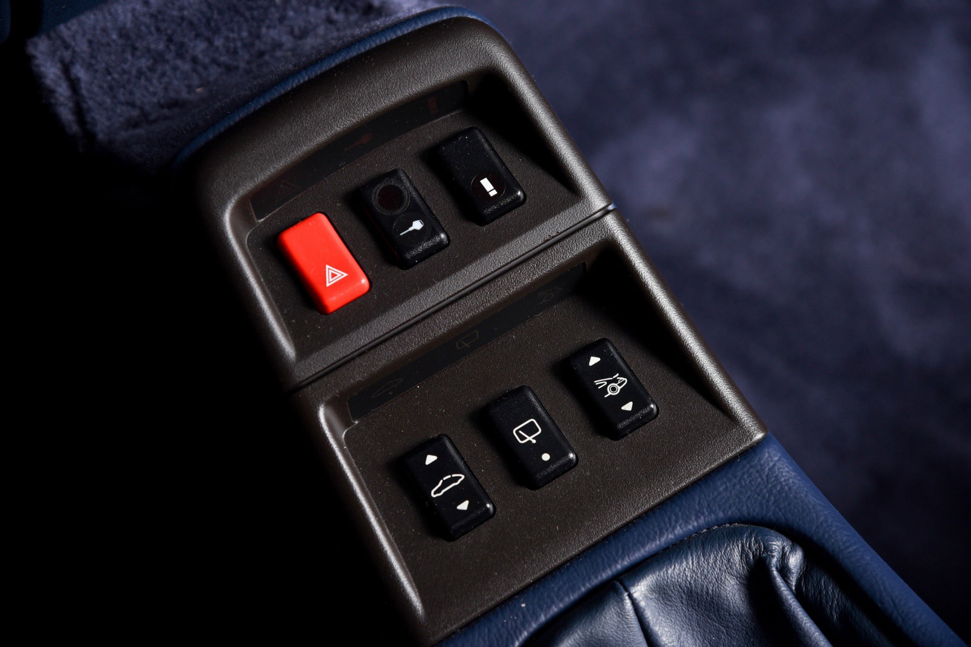 Used 1998 Porsche 911 Carrera 4S image 17