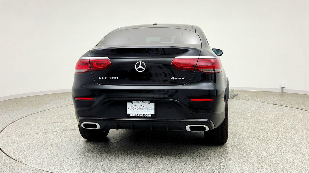 Used 2023 Mercedes-Benz GLC 300 4MATIC Coupe image 6