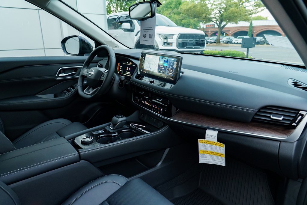 New 2026 Nissan Rogue Platinum image 29