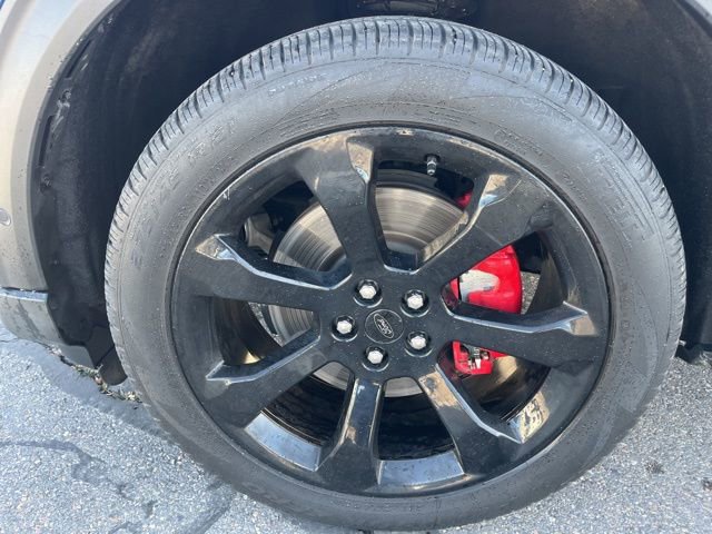 Used 2022 Ford Explorer ST w/ Equipment Group 401A image 9