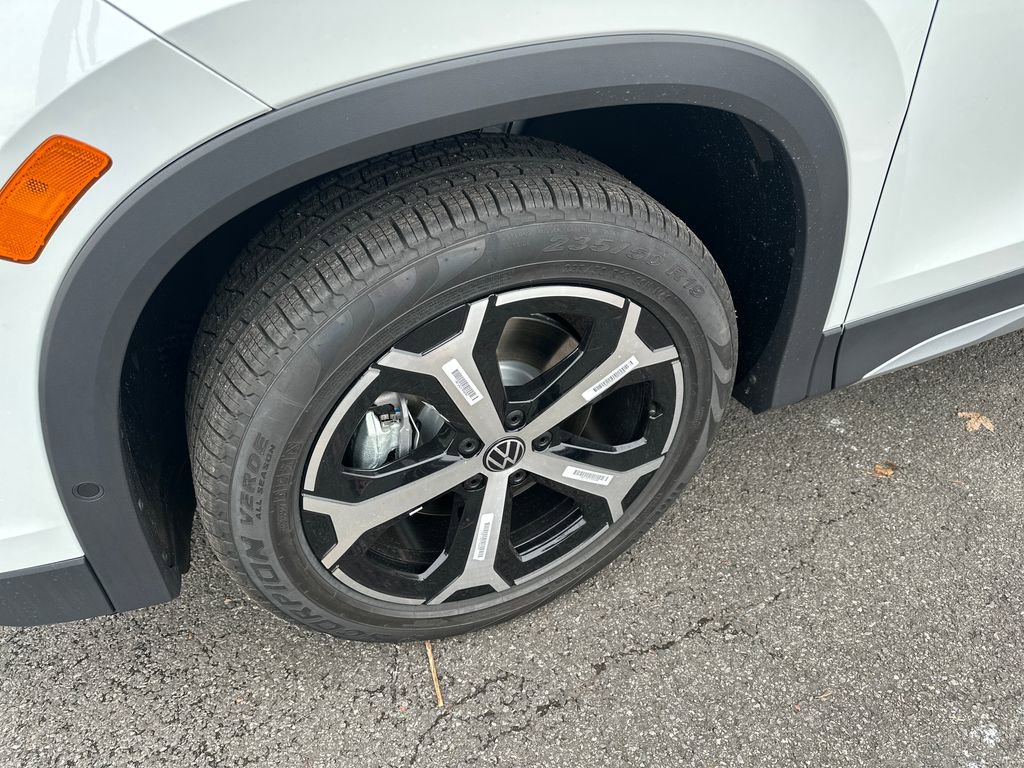 New 2026 Volkswagen Tiguan SE video 2