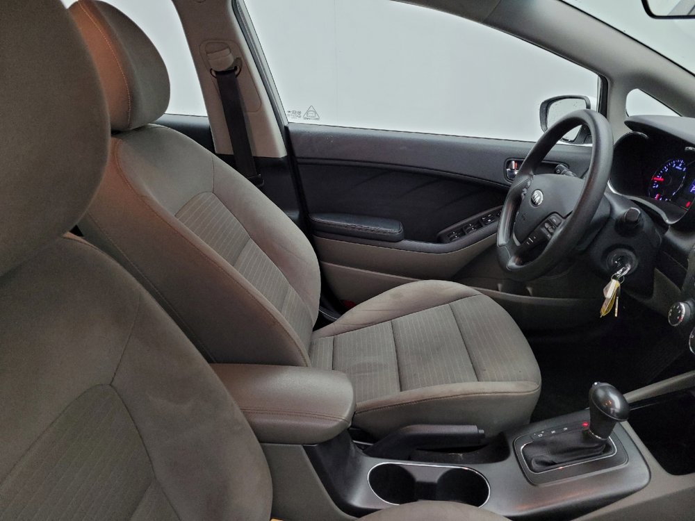 Used 2016 Kia Forte LX w/ LX Popular Plus Package image 21