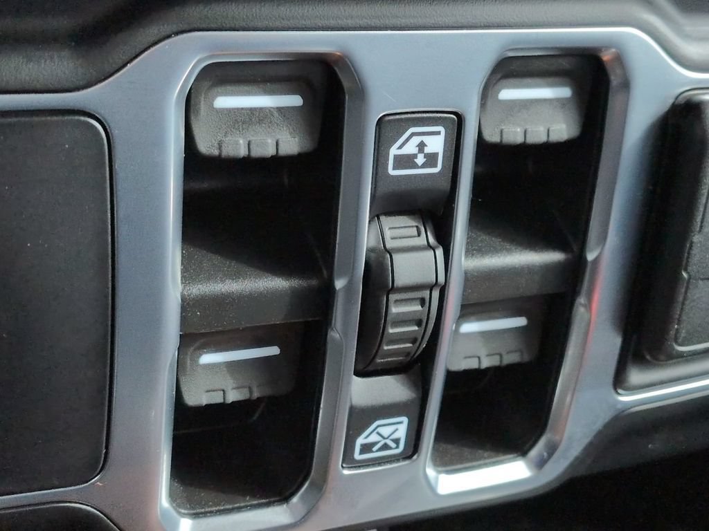 Used 2022 Jeep Gladiator Rubicon AWD/4WD image 22