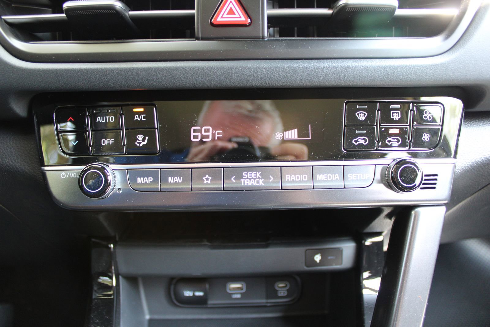 New 2026 Kia Seltos EX FWD image 34