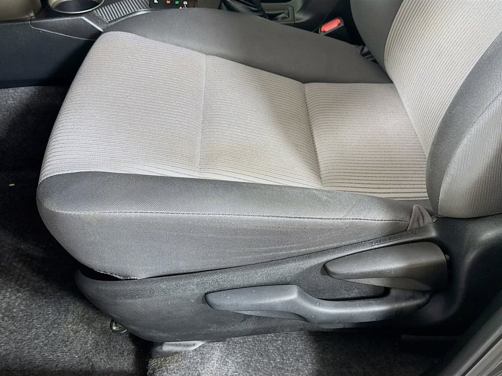 Used 2015 Toyota RAV4 LE image 22