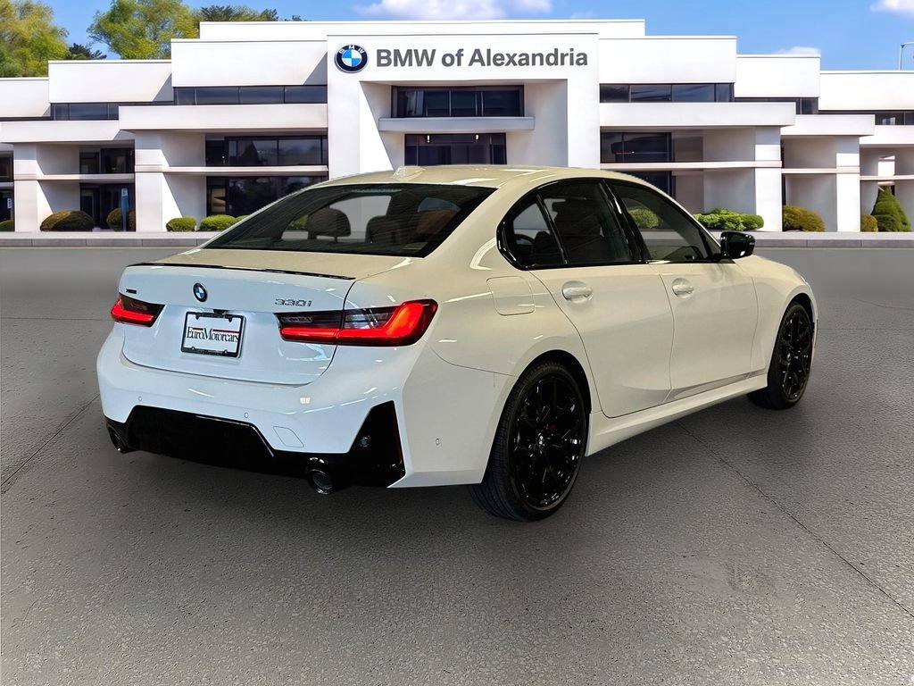 New 2026 BMW 330i xDrive Sedan w/ M Sport Package AWD/4WD image 5