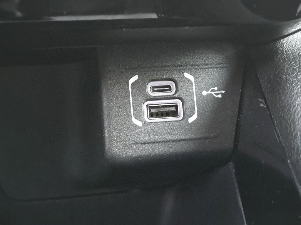 Used 2022 Jeep Compass Limited image 12