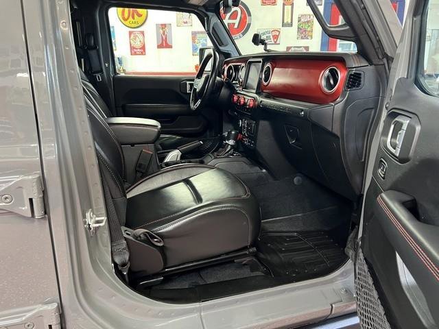 Used 2022 Jeep Wrangler Unlimited Rubicon w/ Cold Weather Group image 10
