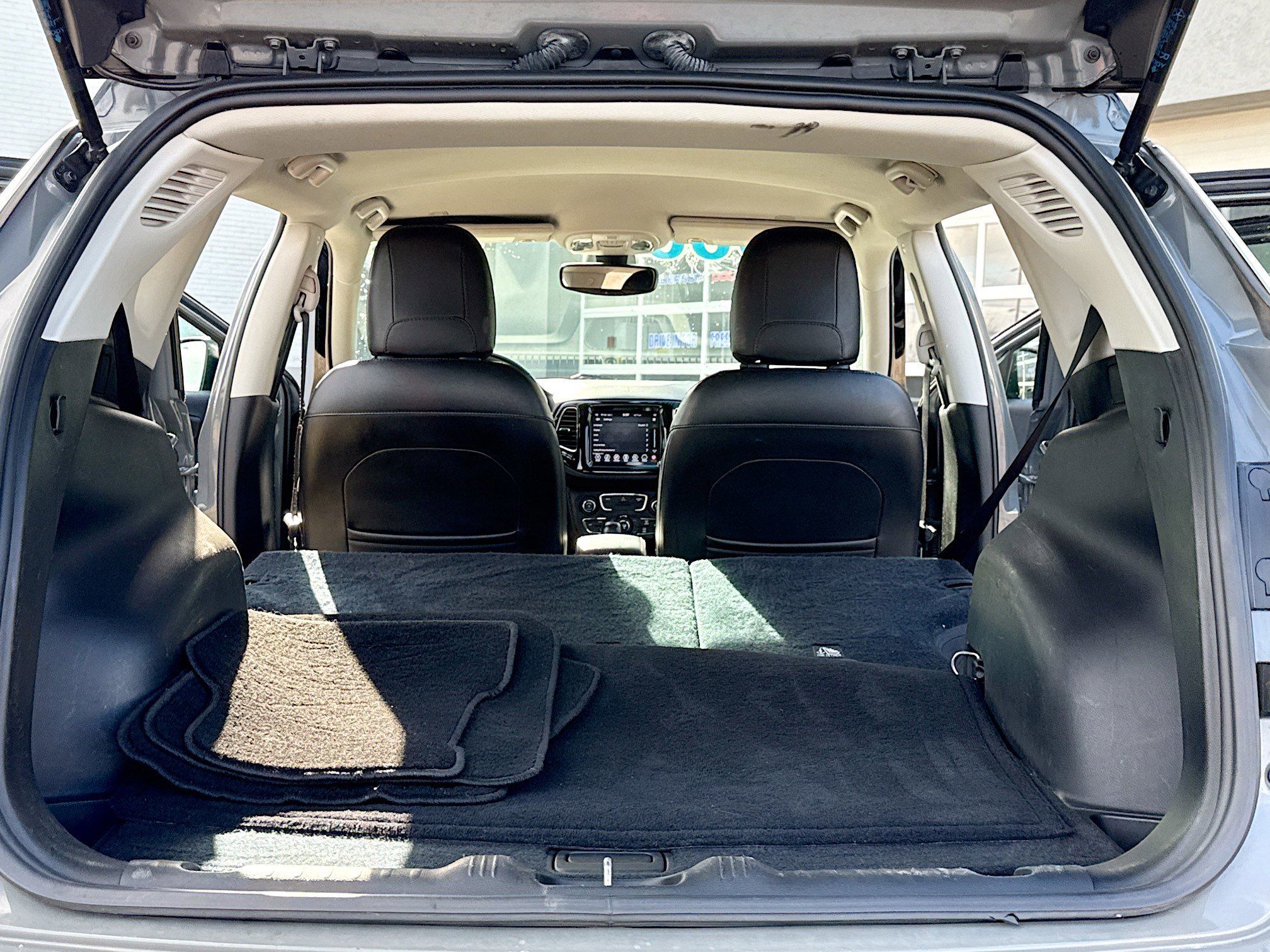 Used 2019 Jeep Compass Limited image 7