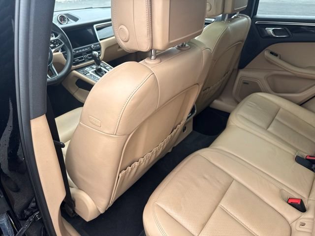 Used 2020 Porsche Macan AWD/4WD image 18
