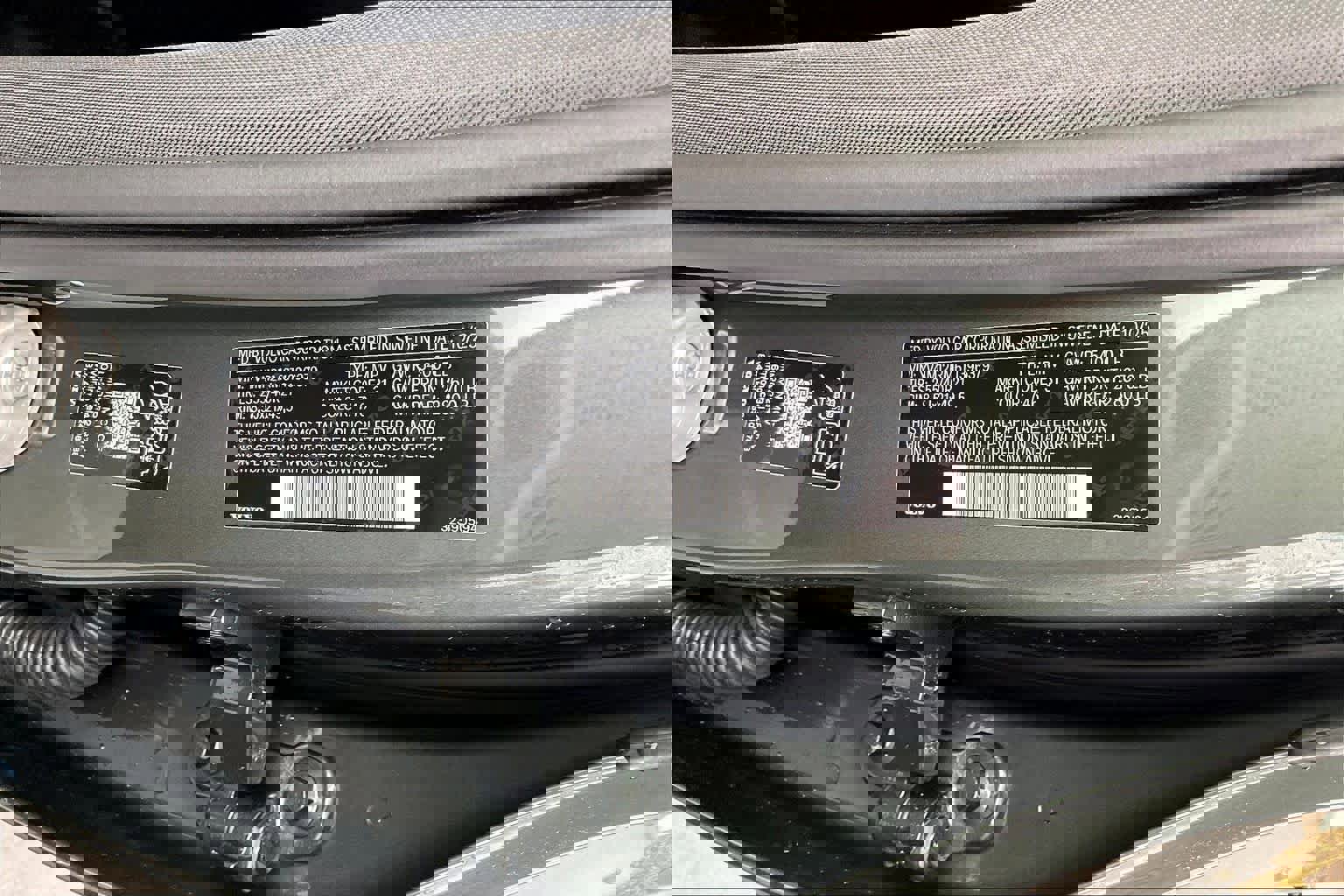 New 2026 Volvo XC60 B5 Ultra w/ Climate Package image 35