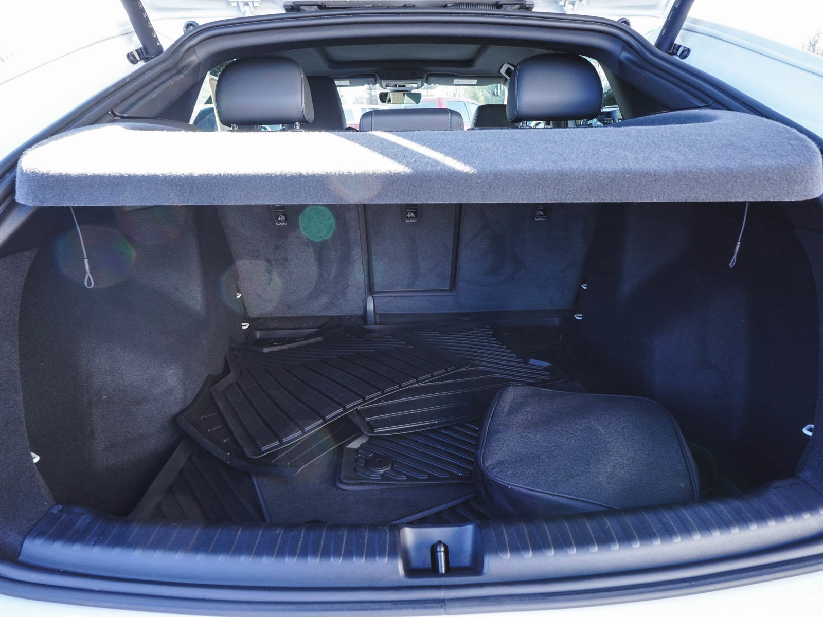 Used 2025 Audi Q4 e-tron Premium image 44