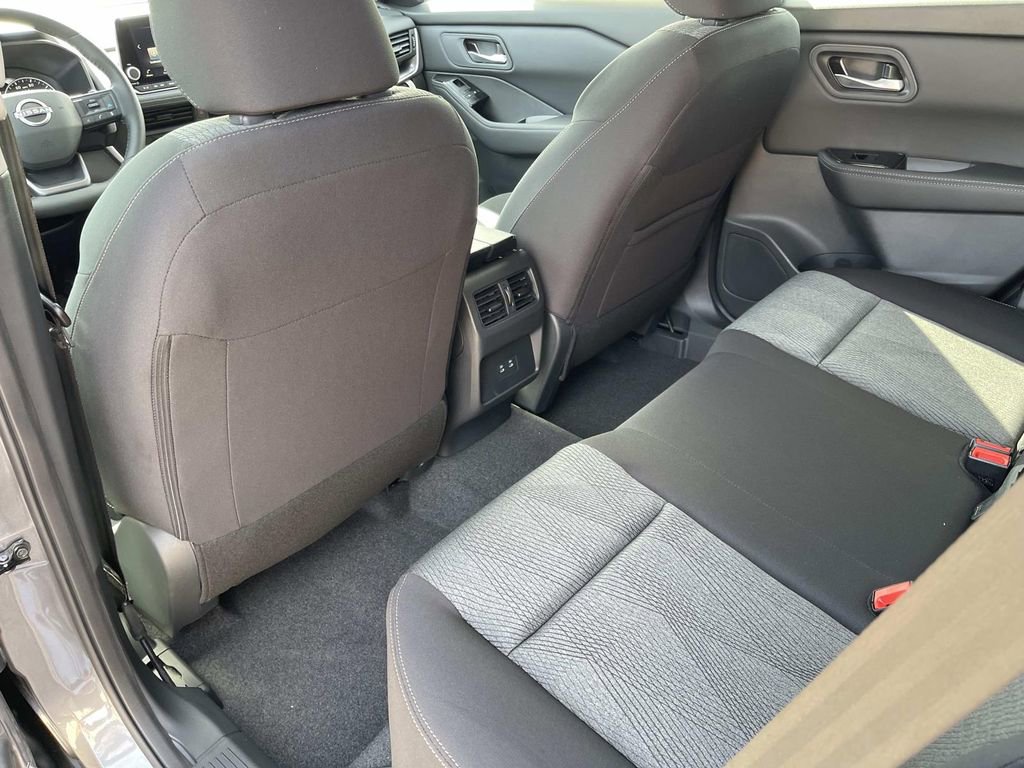 New 2026 Nissan Rogue SV FWD image 19