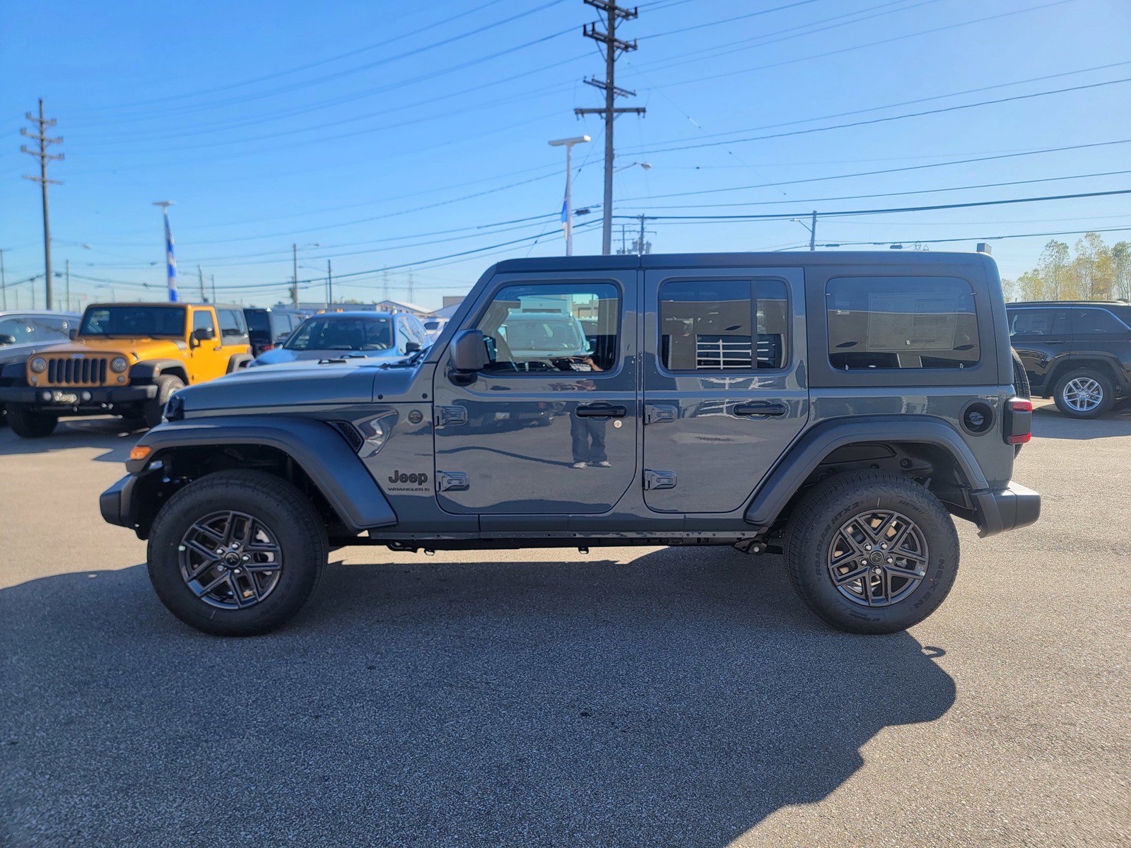 New 2025 Jeep Wrangler Sport S image 8