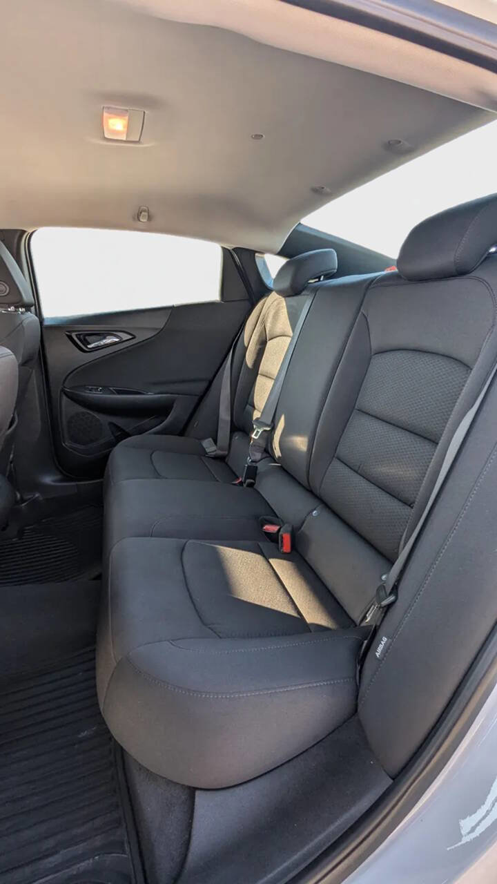 Used 2021 Chevrolet Malibu LS image 13