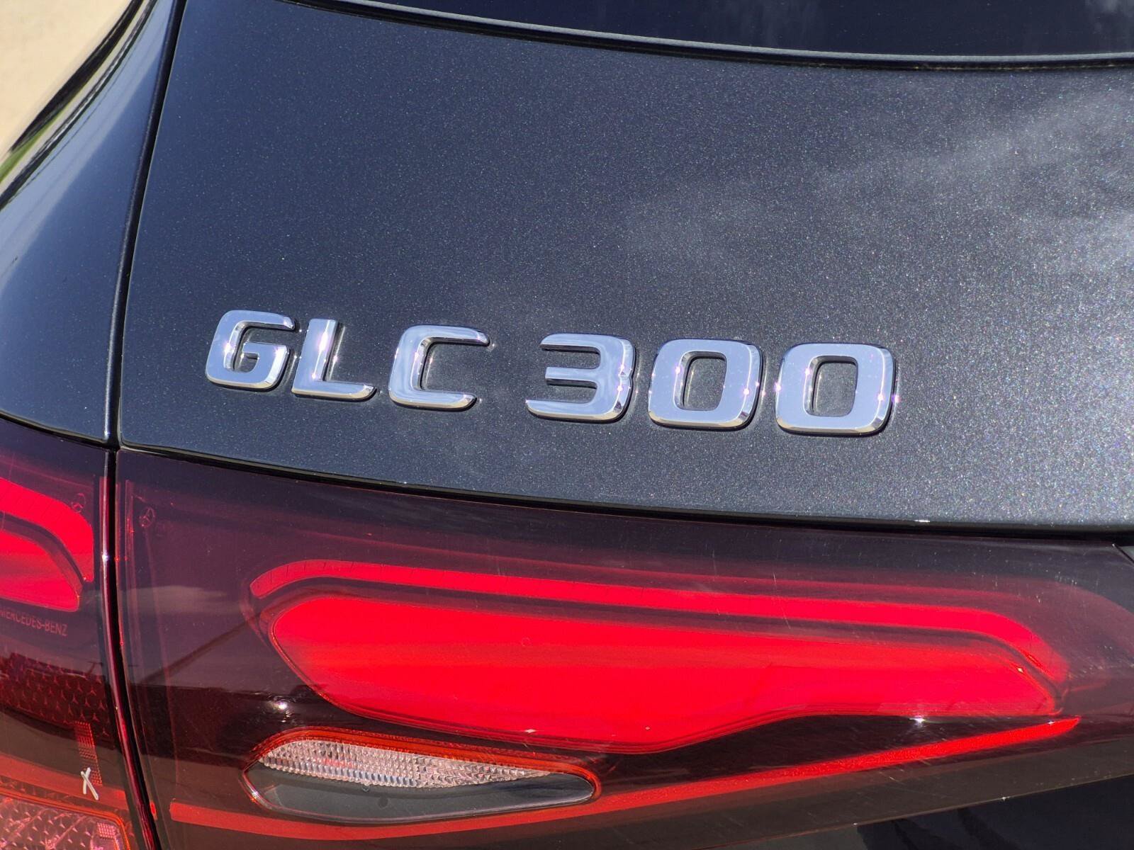 Used 2024 Mercedes-Benz GLC 300 image 10