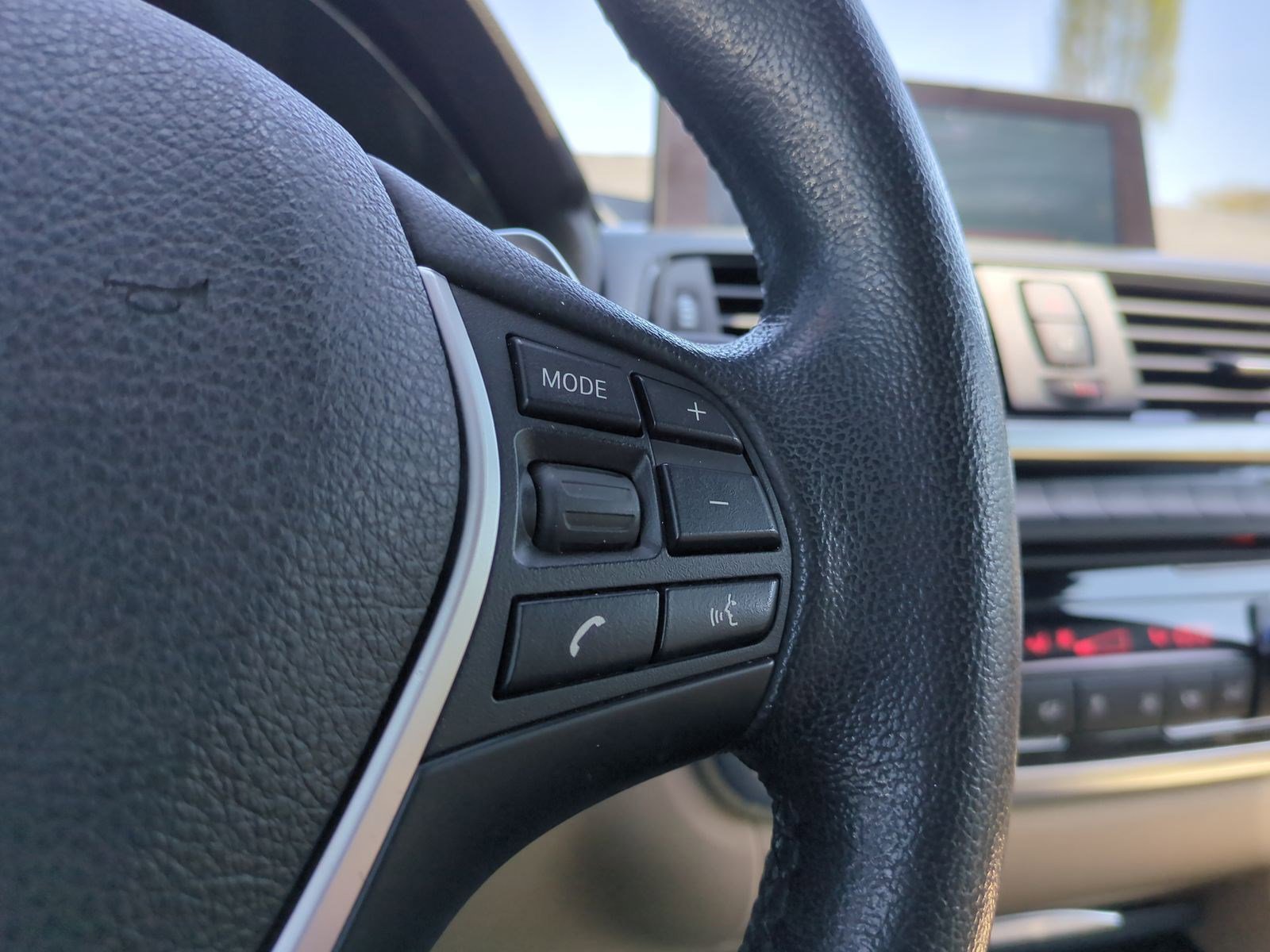 Used 2015 BMW 428i Convertible image 19