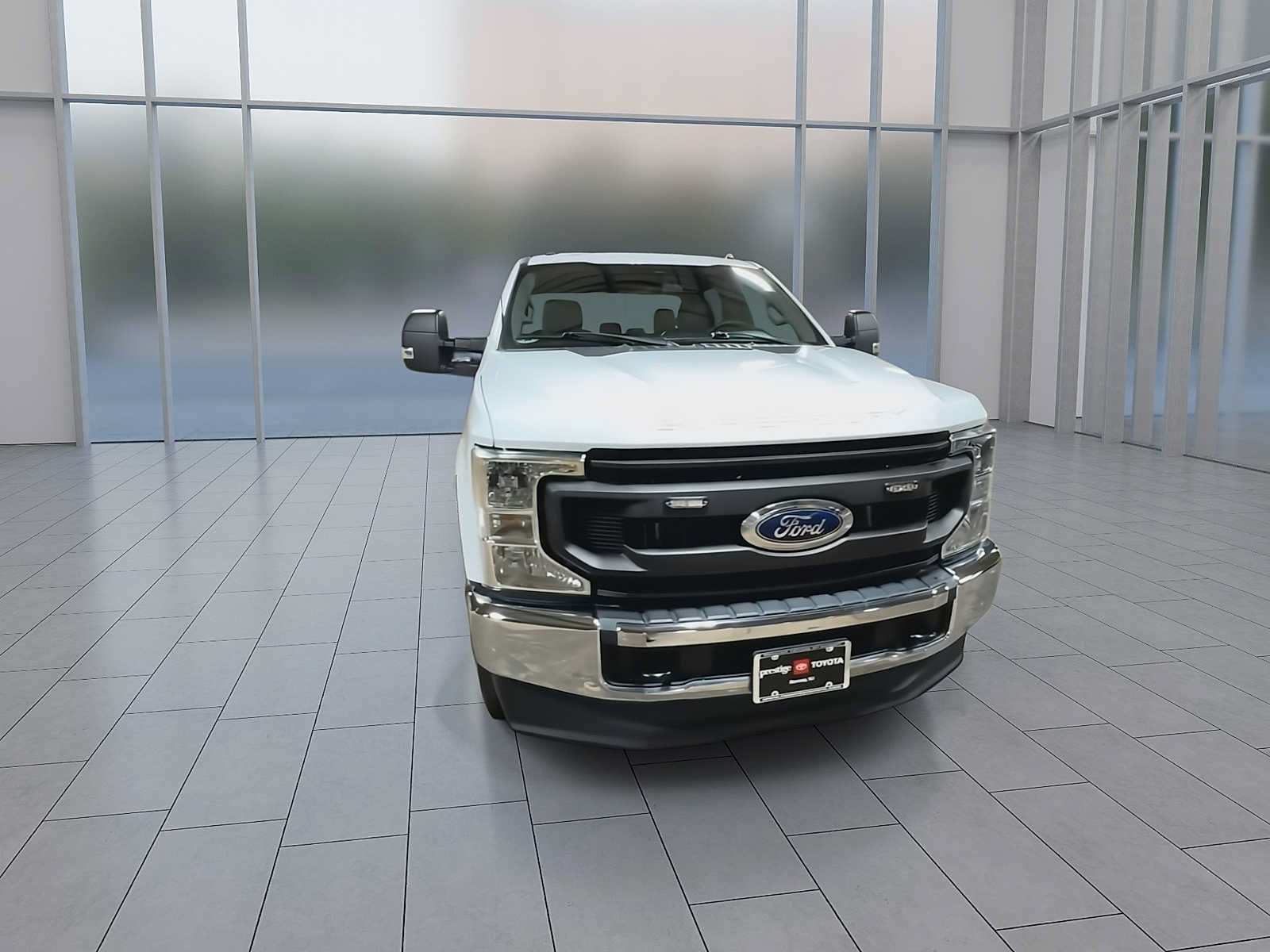 Used 2022 Ford F250 XL w/ Power Equipment Group AWD/4WD image 3