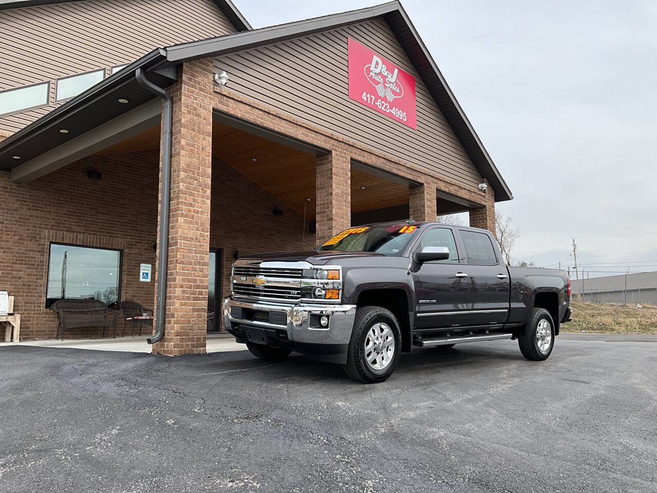 Used 2015 Chevrolet Silverado 2500 LTZ image 27