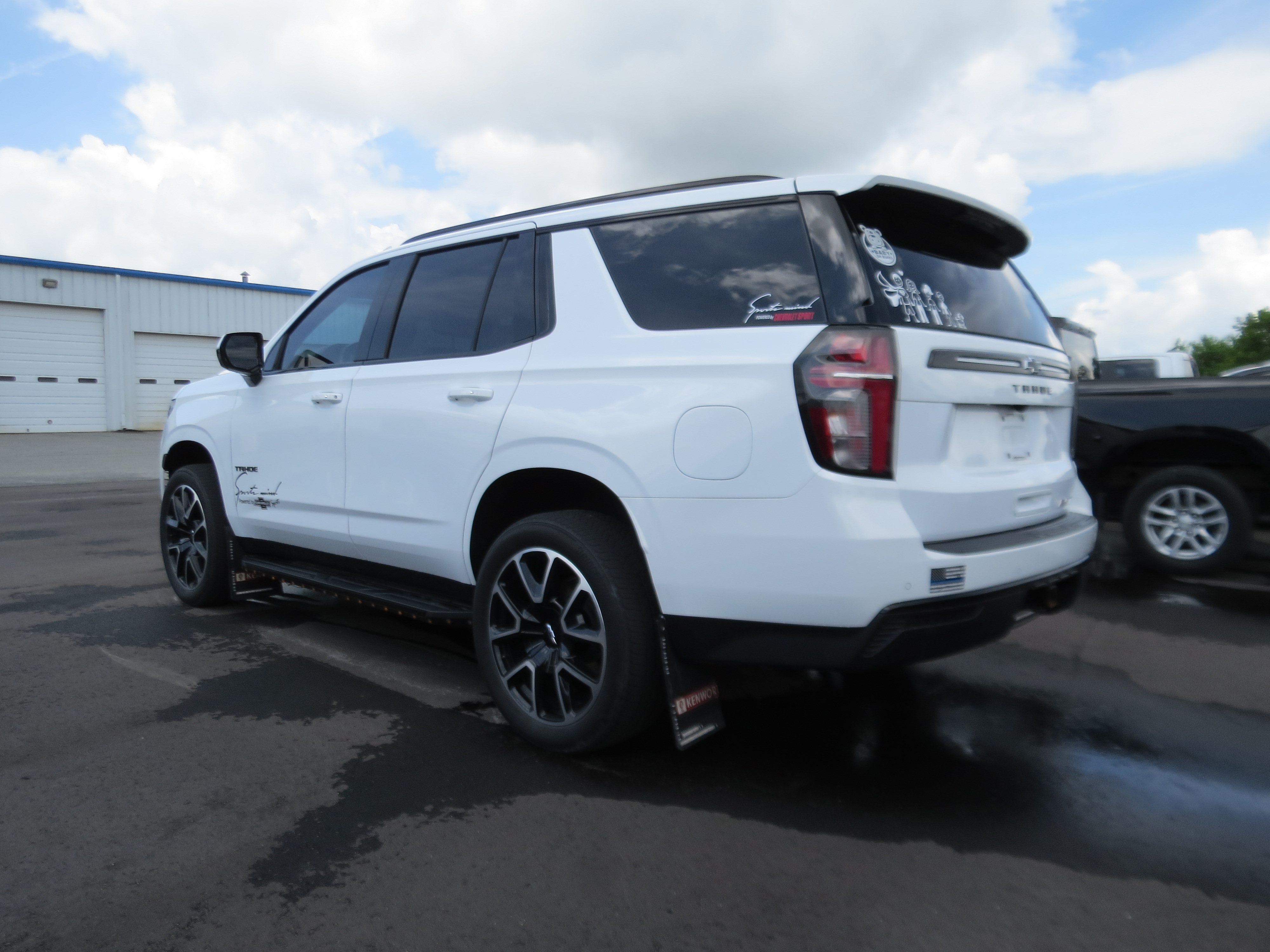 Used 2023 Chevrolet Tahoe RST AWD/4WD image 5