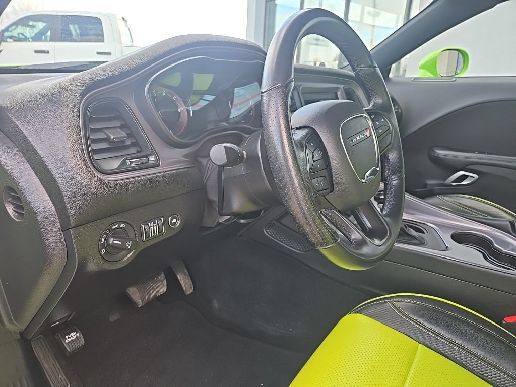 Used 2023 Dodge Challenger SXT w/ Blacktop Package image 33