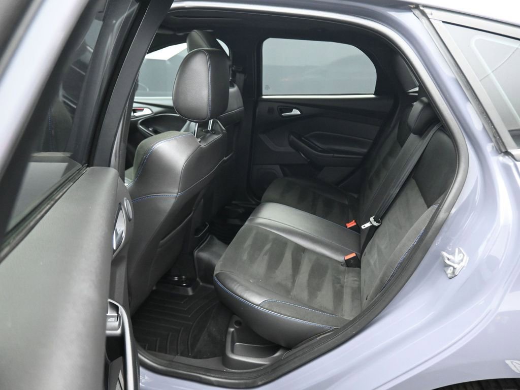 Used 2017 Ford Focus RS image 31