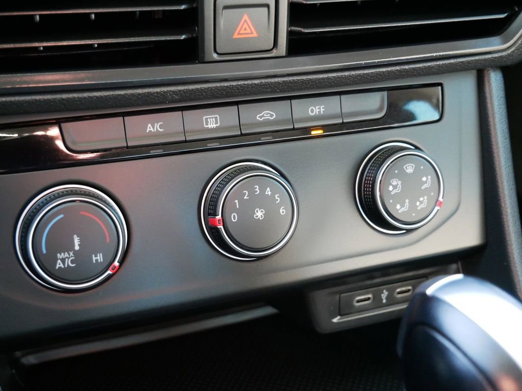 Used 2021 Volkswagen Jetta S w/ Driver Assistance Package image 18