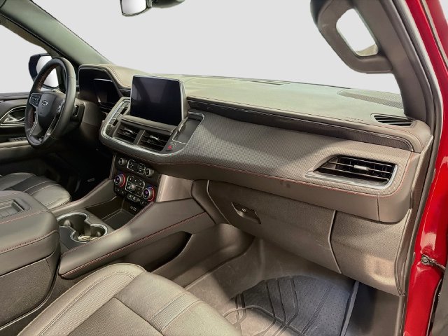 Used 2024 Chevrolet Tahoe RST w/ Luxury Package AWD/4WD image 29