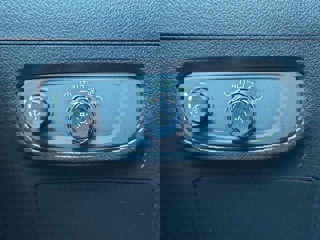 Used 2024 Buick Encore GX Sport Touring image 30