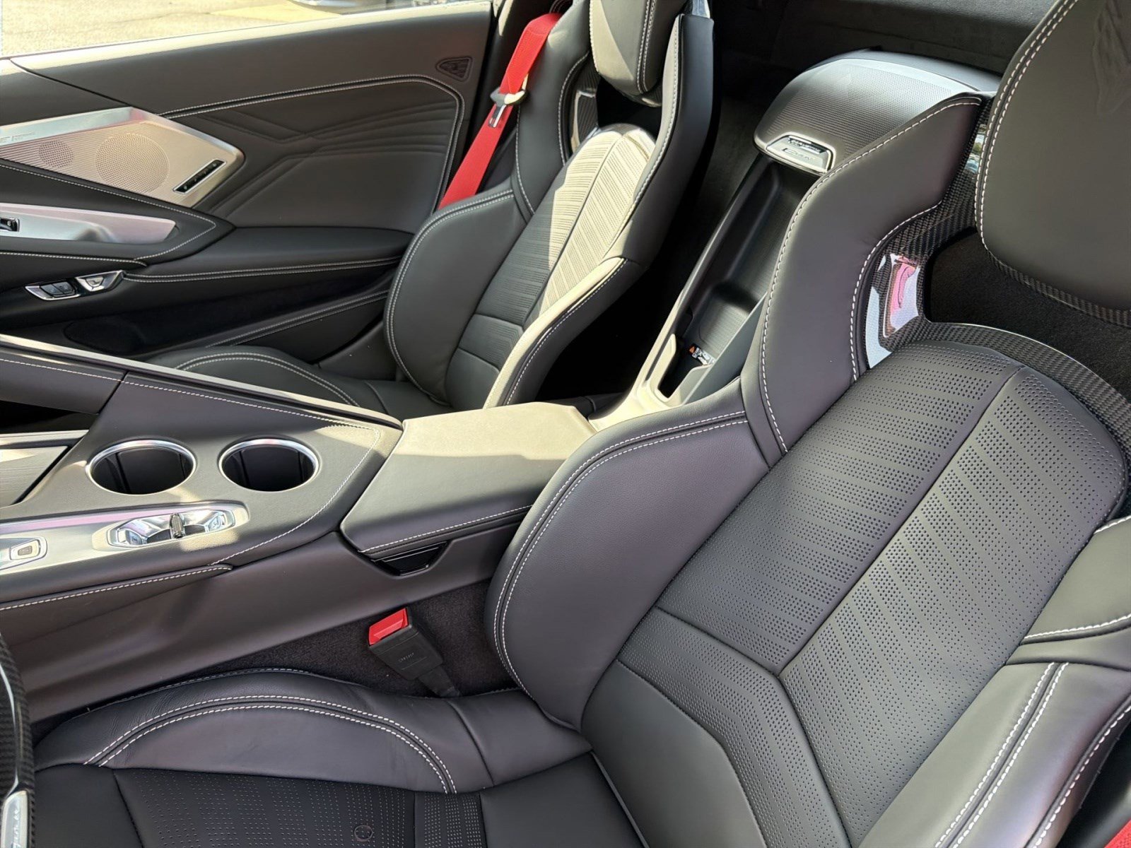 New 2026 Chevrolet Corvette E-Ray w/ ZER Performance Package AWD/4WD image 20