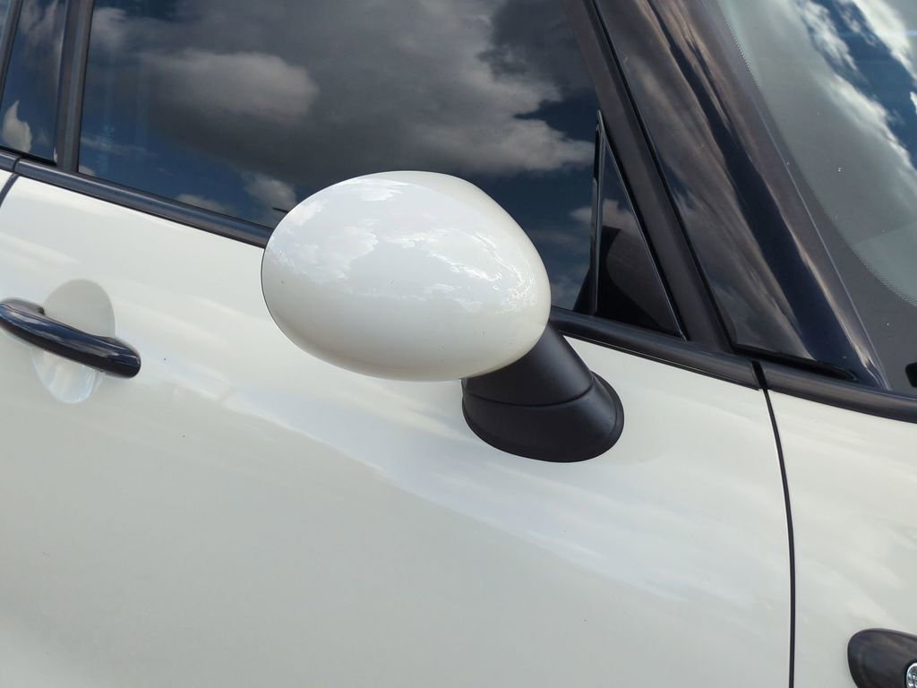 Used 2016 MINI Cooper S image 10