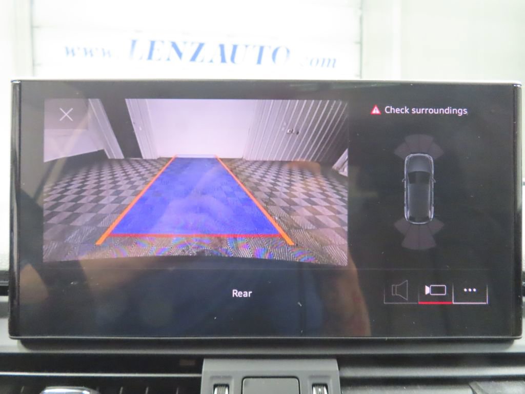 Used 2023 Audi Q5 2.0T Premium w/ Convenience Package AWD/4WD image 17